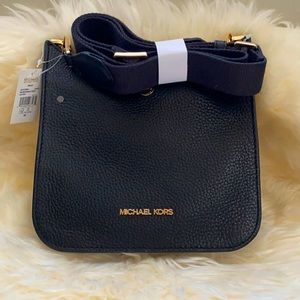 New Michael Kors Briley Small Pebbled Leather Messenger Bag